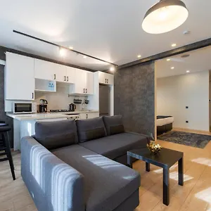  Aparthotel The Business Class Karakoy