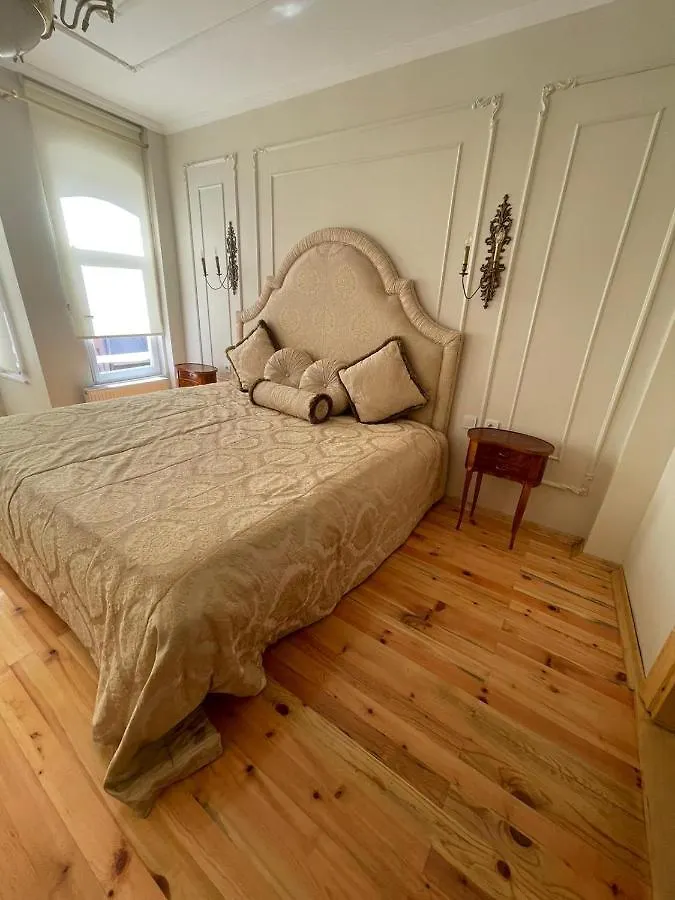 Homestay Fatih Balat Tarihten Nezih Sik Ev Istanbul